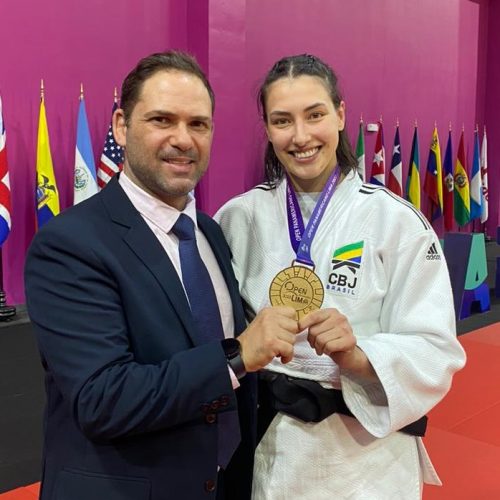 Aléxia Castilhos é campeã do Open de Lima