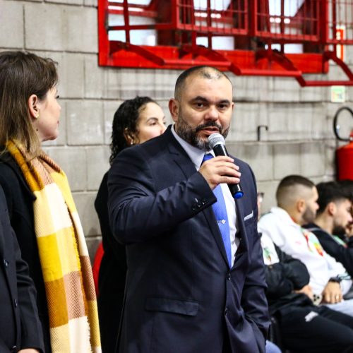 FGJ beneficia equipes com judogis e tatames, por meio do Programa de Desenvolvimento