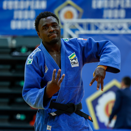 Em primeira medalha na Europa, Wilgner Mendes é campeão na Espanha