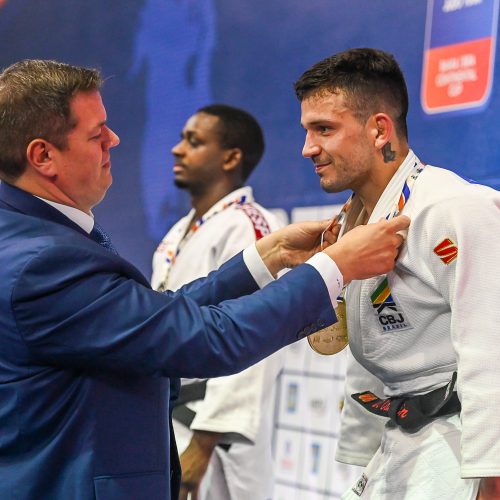 Daniel Cargnin volta em grande estilo no Open da Bahia
